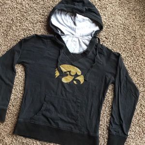Iowa Hawkeye Hooded Sweatshirt - women XS